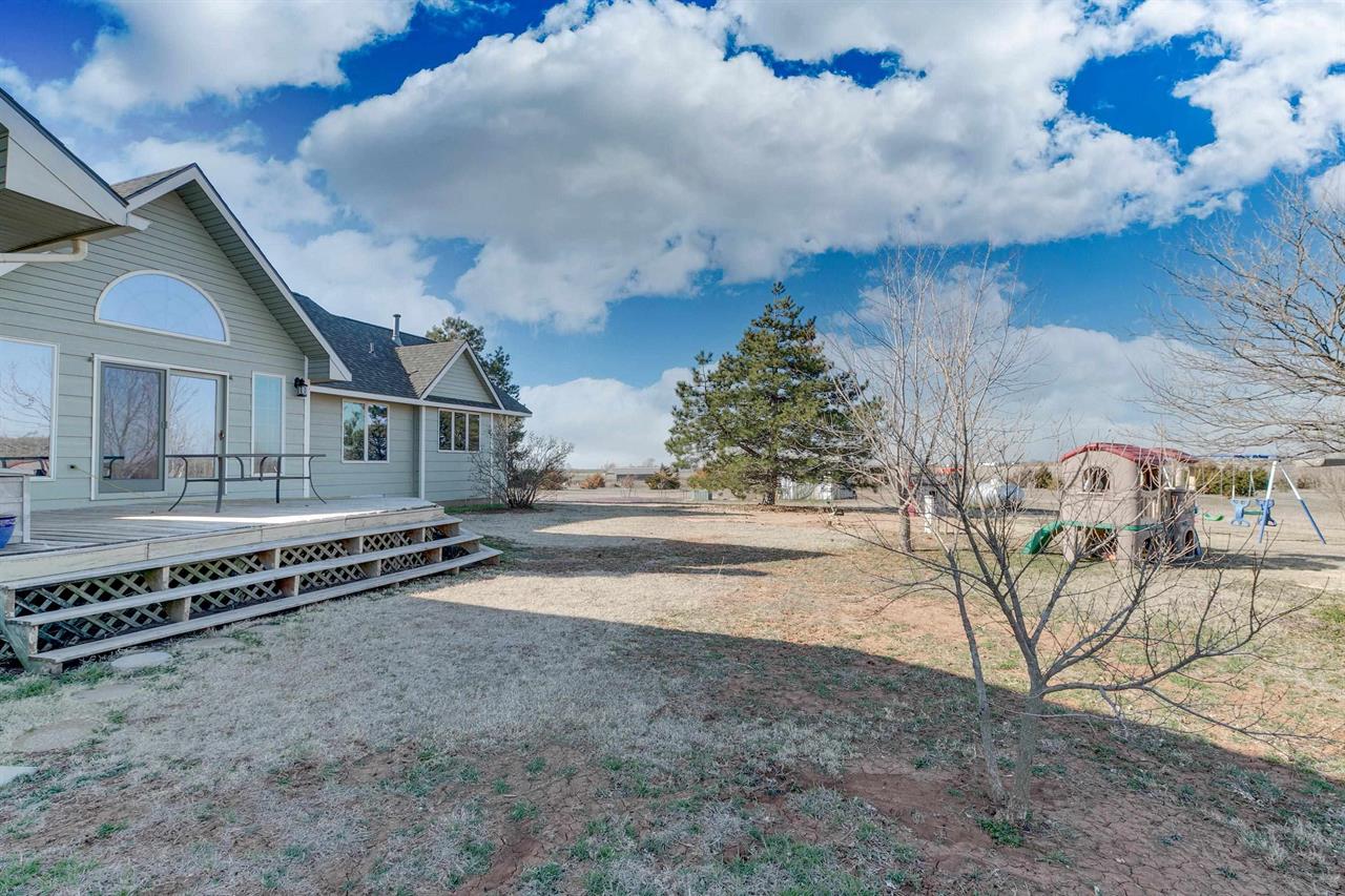 For Sale: 639 N Bluff Rd, Conway Springs KS